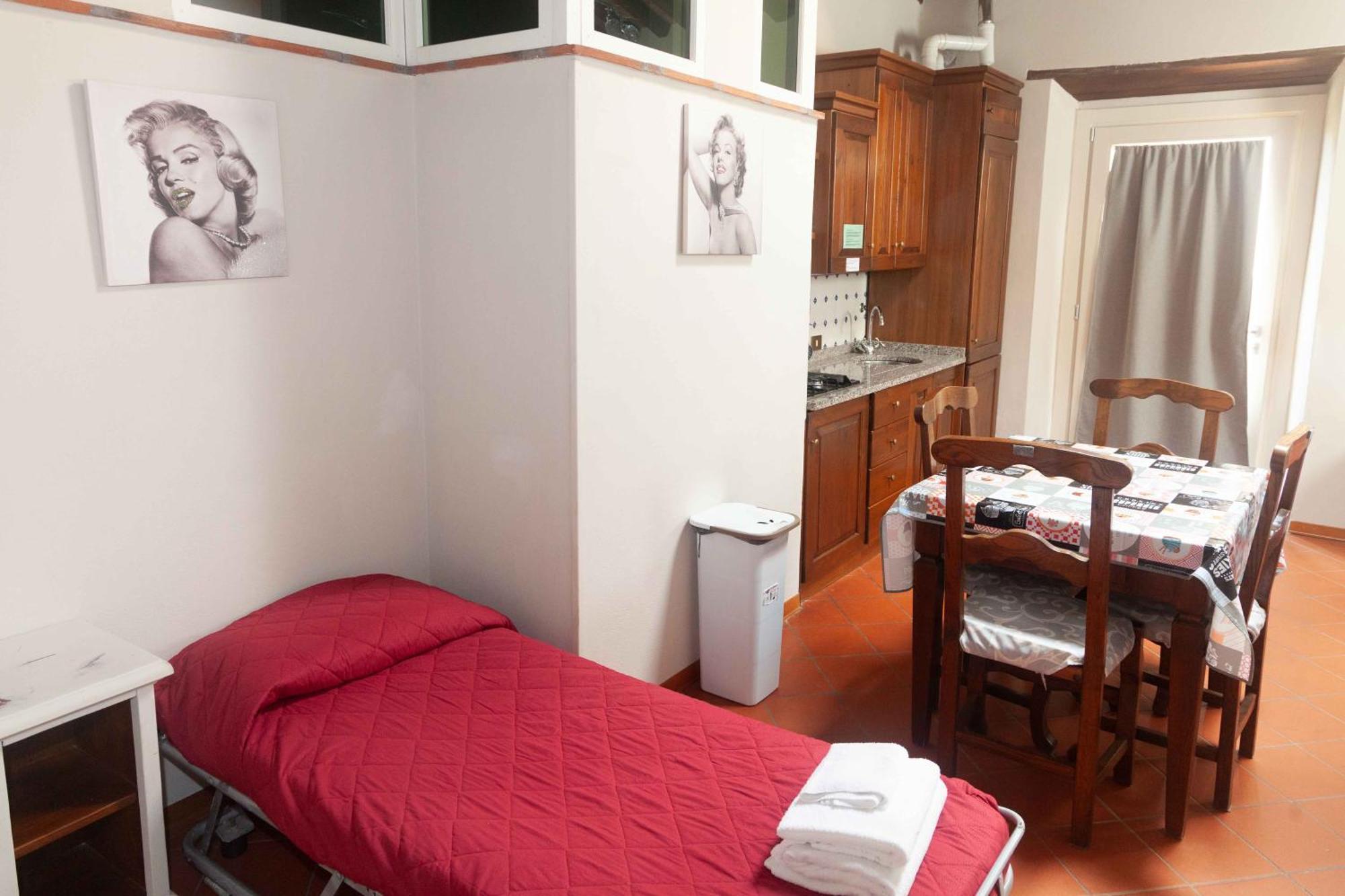 Bed And Breakfast Villa Torre Degli Onesti Apartments Lucca Bagian luar foto