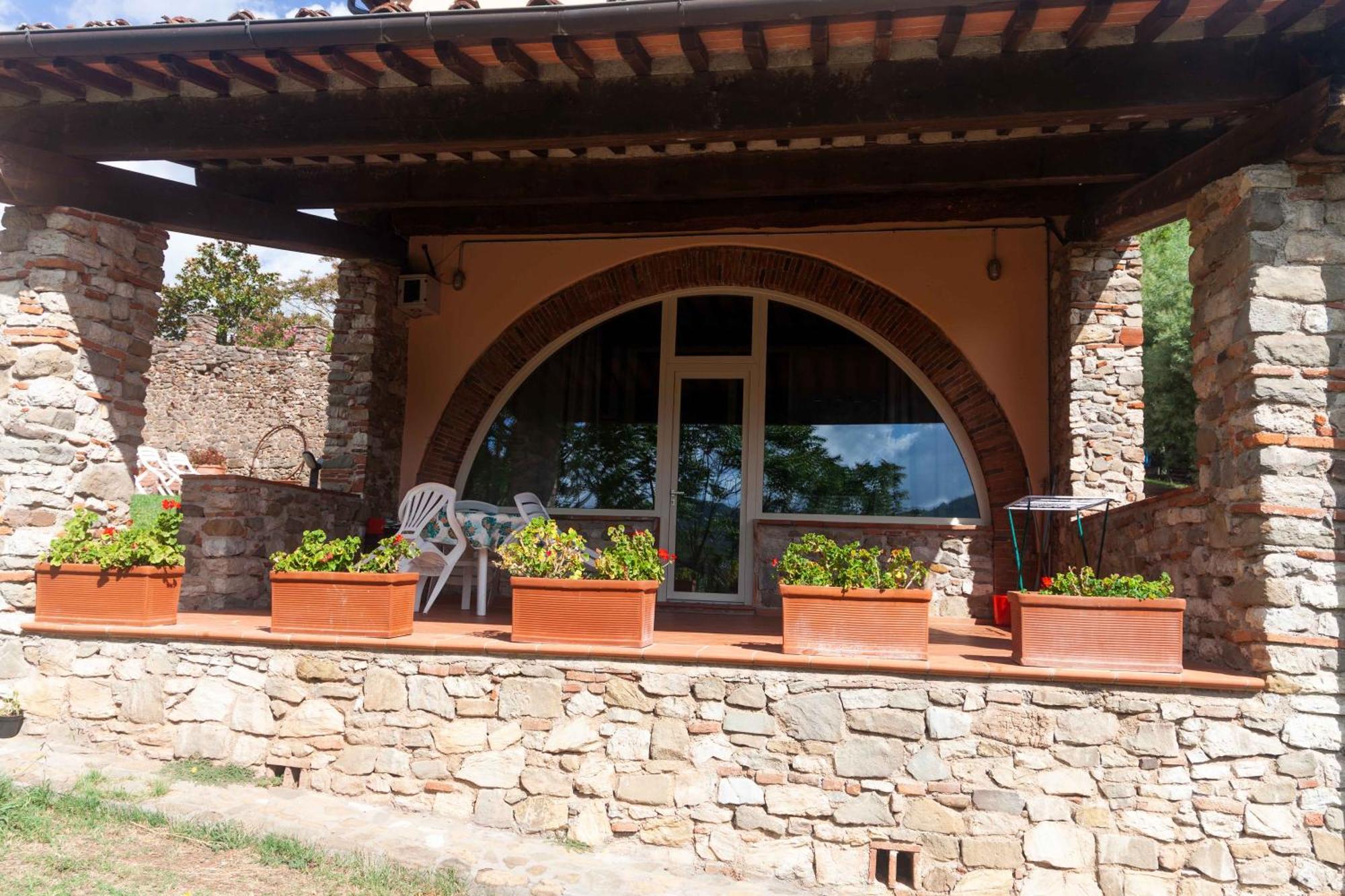 Bed And Breakfast Villa Torre Degli Onesti Apartments Lucca Bagian luar foto