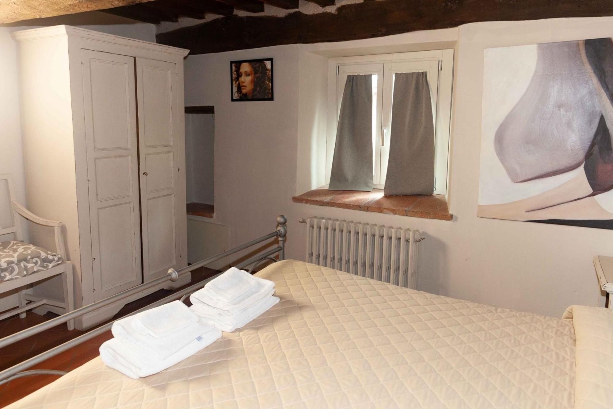 Bed And Breakfast Villa Torre Degli Onesti Apartments Lucca Bagian luar foto