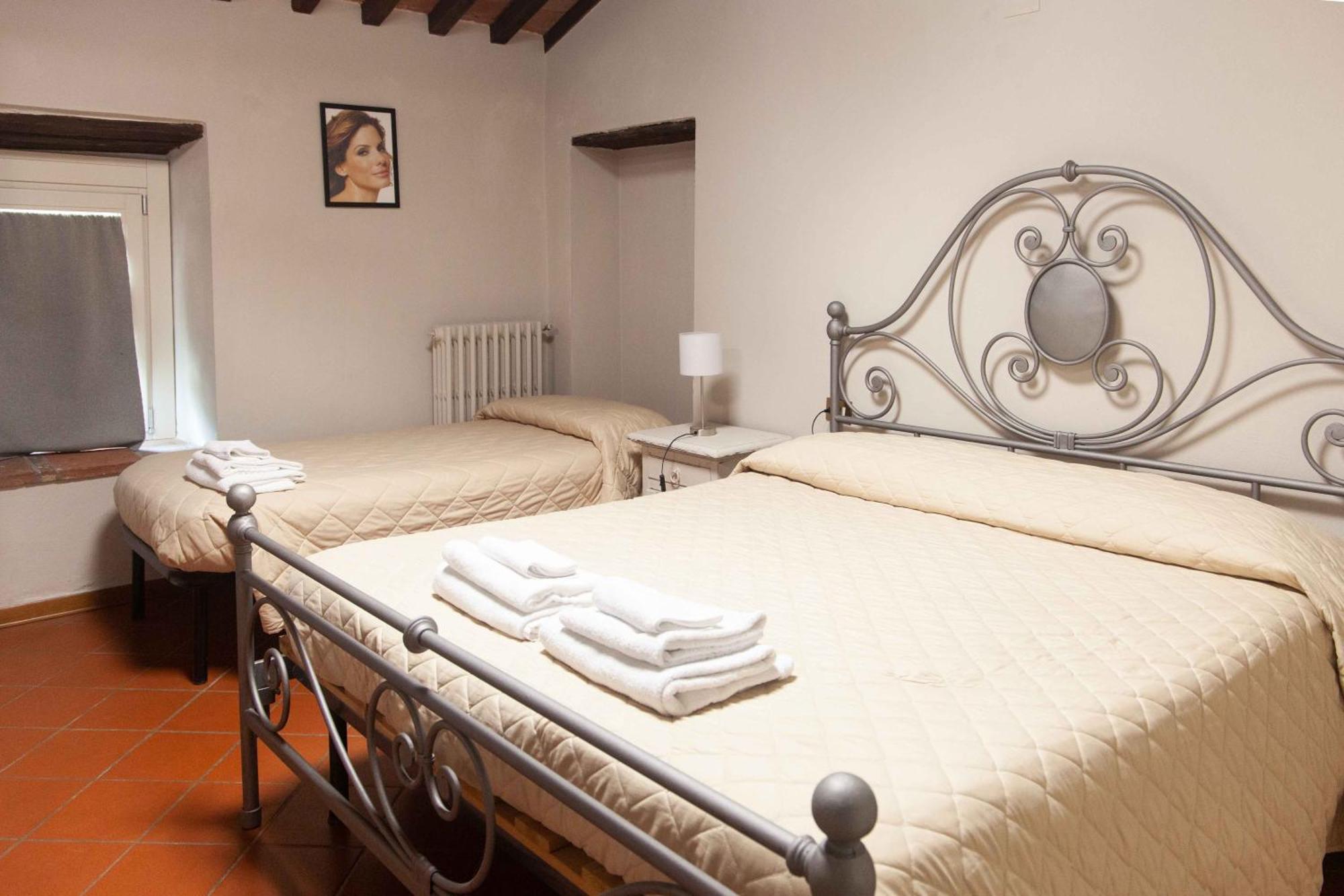 Bed And Breakfast Villa Torre Degli Onesti Apartments Lucca Bagian luar foto