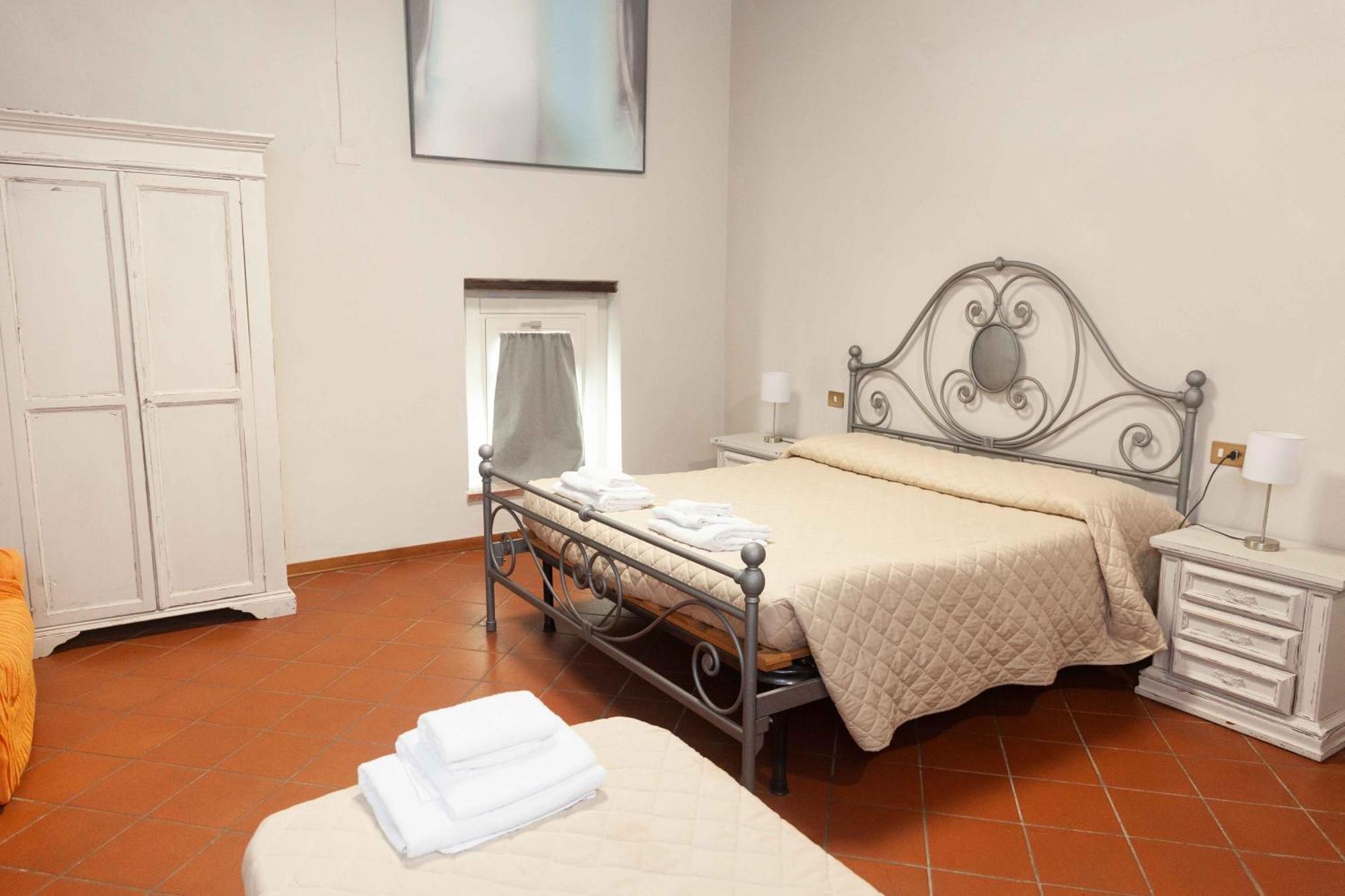 Bed And Breakfast Villa Torre Degli Onesti Apartments Lucca Bagian luar foto