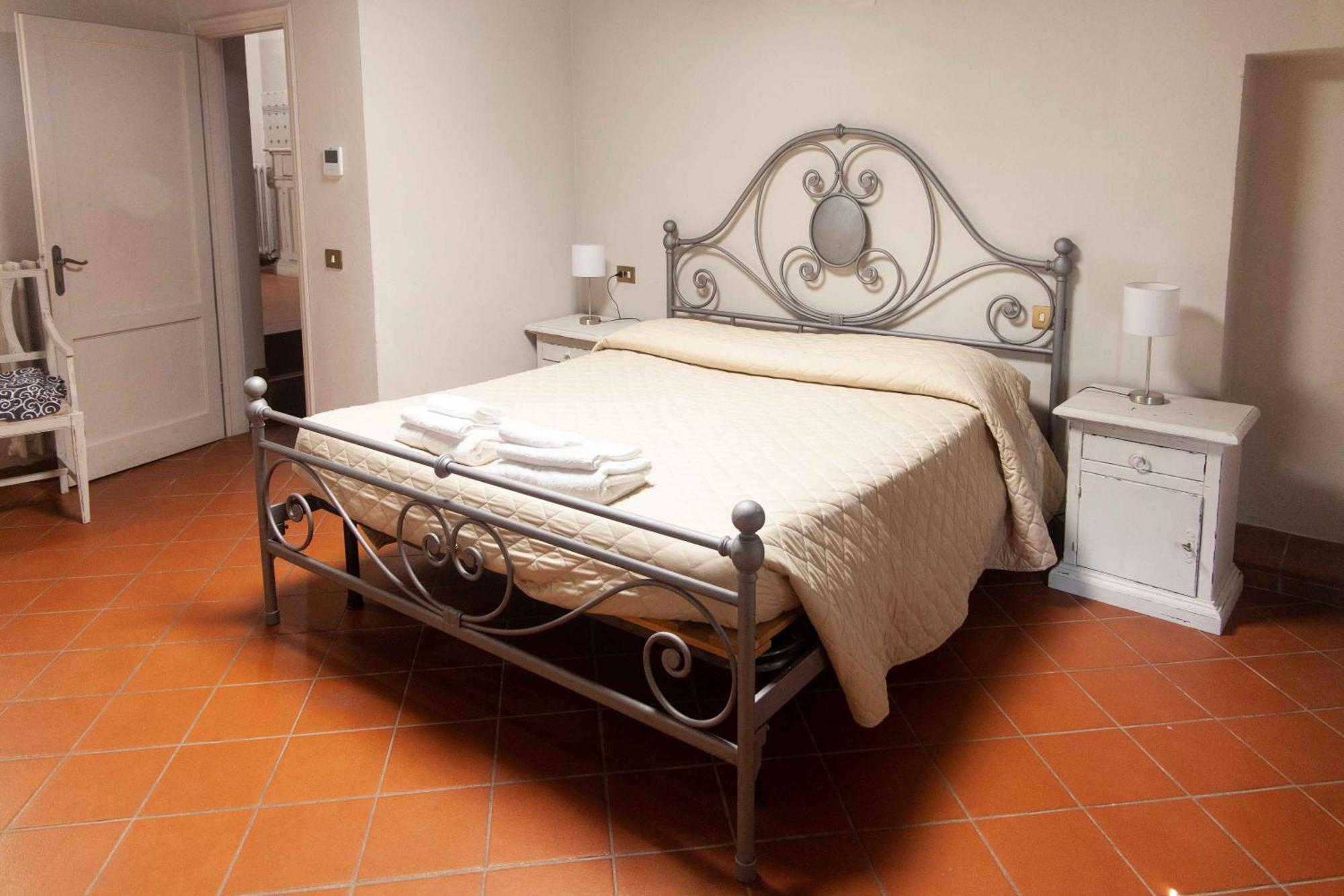 Bed And Breakfast Villa Torre Degli Onesti Apartments Lucca Bagian luar foto