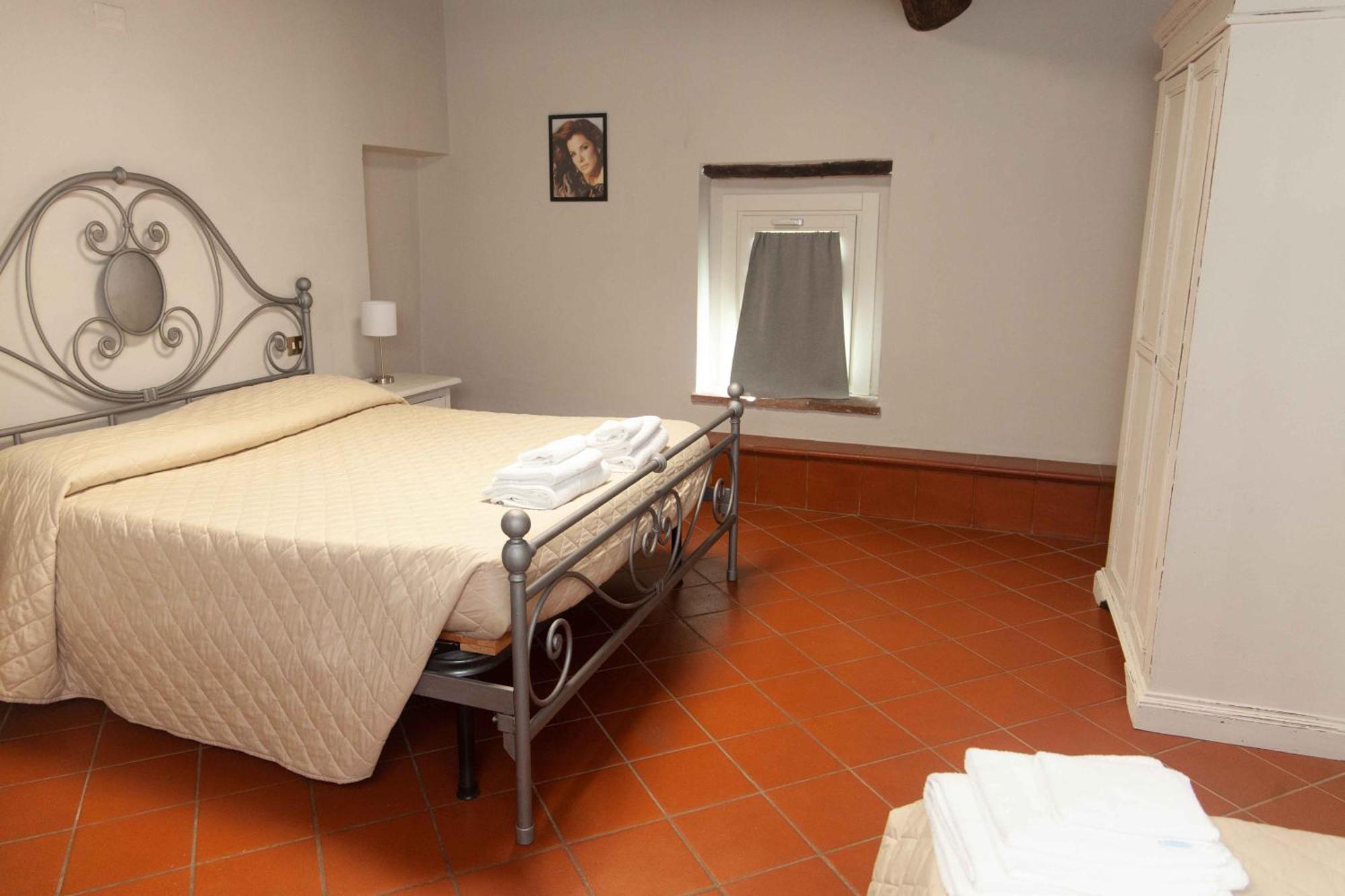 Bed And Breakfast Villa Torre Degli Onesti Apartments Lucca Bagian luar foto