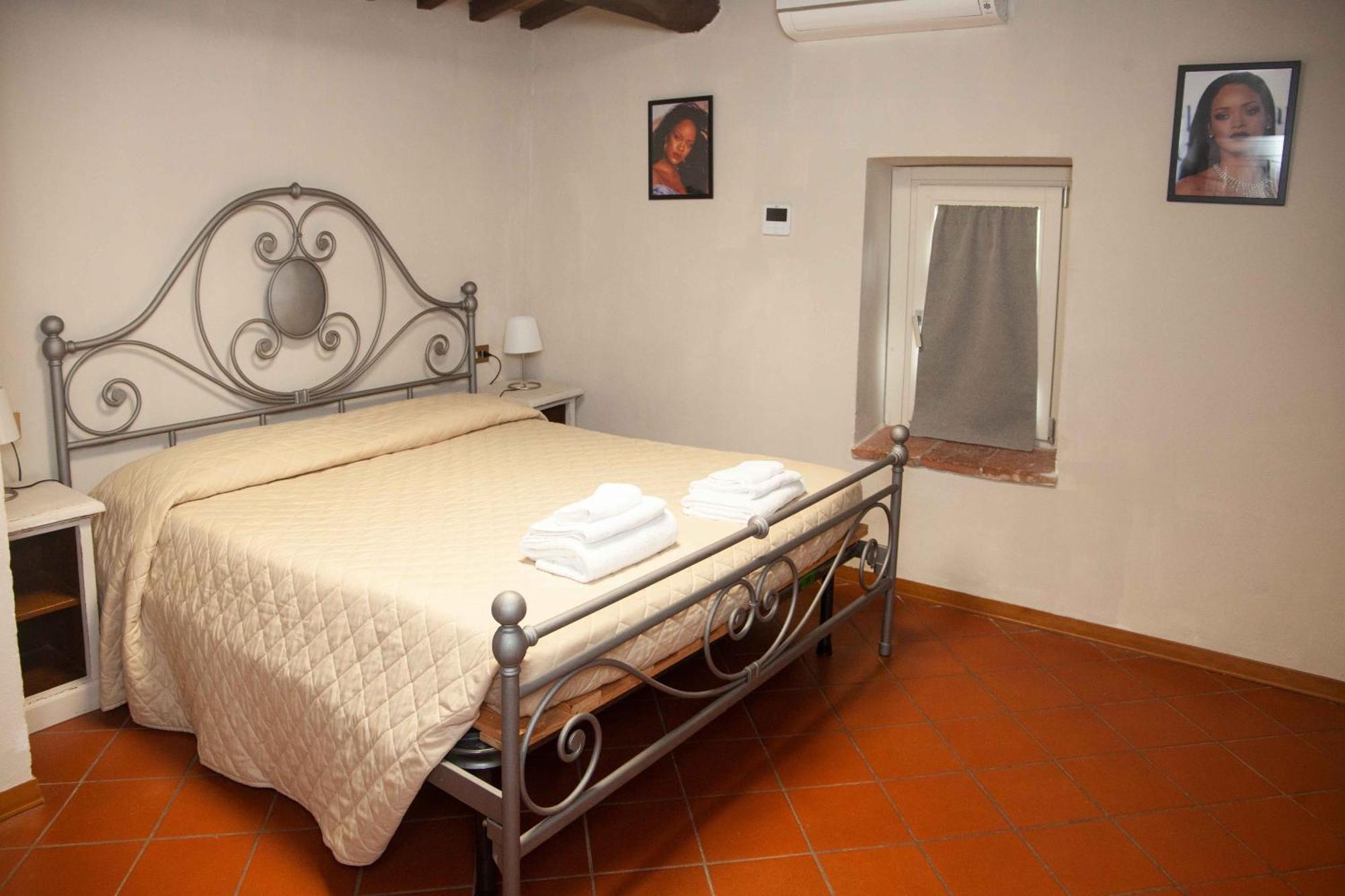 Bed And Breakfast Villa Torre Degli Onesti Apartments Lucca Bagian luar foto