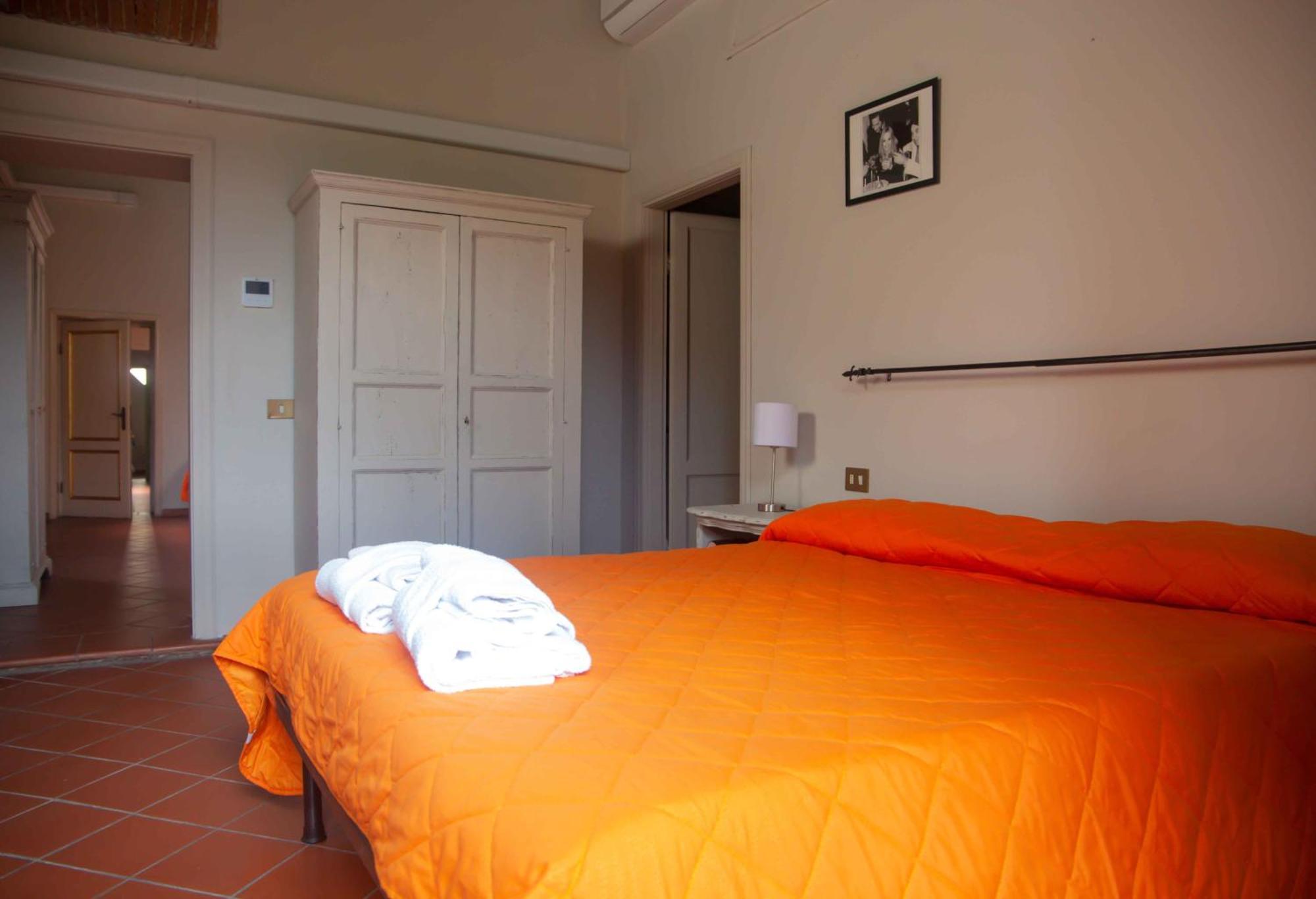 Bed And Breakfast Villa Torre Degli Onesti Apartments Lucca Bagian luar foto